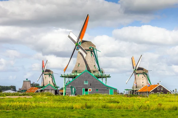 Paisaje Holanda Con Molinos Viento —  Fotos de Stock