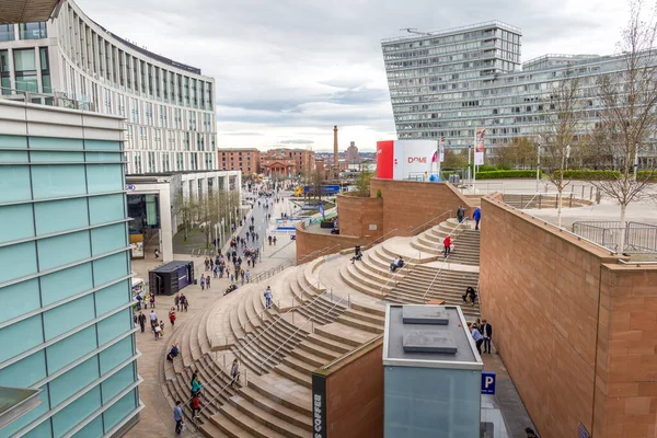 Liverpool Inglaterra Abril 2017 Personas Caminando Centro Comercial Liverpool One — Foto de Stock