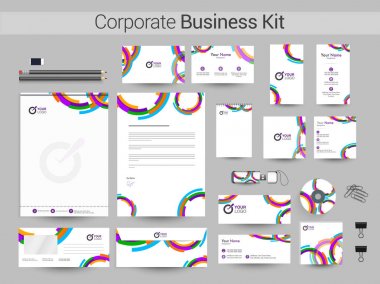 Kurumsal kimlik seti veya iş kırtasiye Şablonlar.