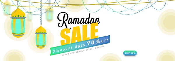 Stilvoller Text Ramadan Verkauf Mit Hängenden Laternen Website Banner Oder — Stockvektor