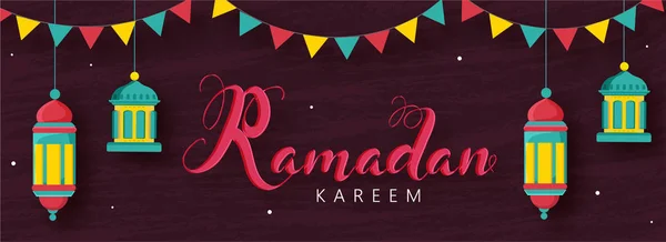 Шрифт Рамадана Карима с вешающимися арабскими фонарями и флой Бантинга — стоковый вектор