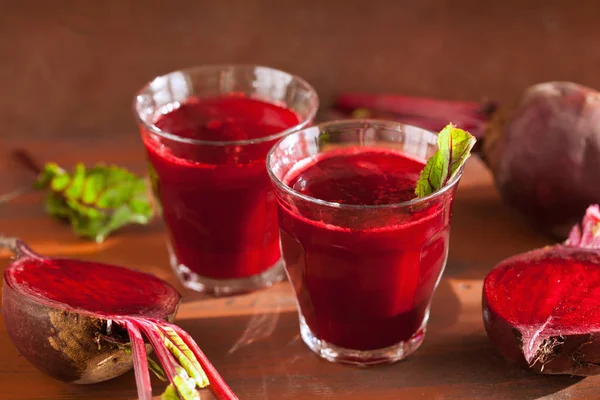 Fresh healthy beetroot juice and vegetable — Stock Photo, Image