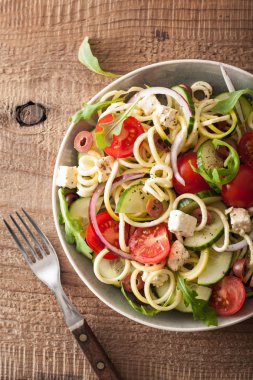 Kabak salatası Yunan Biberi domates peynir zeytin c ile spiralized