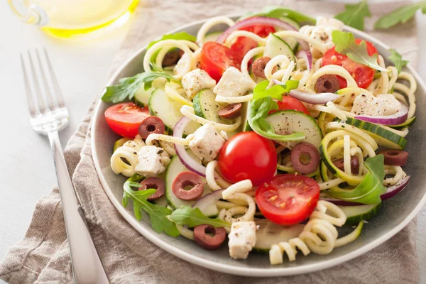 Kabak salatası Yunan Biberi domates peynir zeytin c ile spiralized