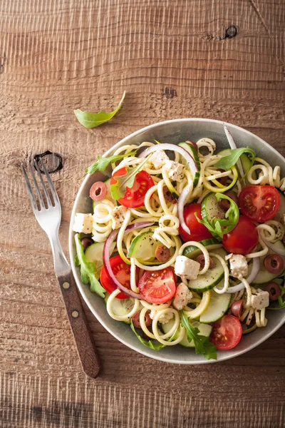 Spiralized courgette salad greek style with tomato feta olives c — Stock Photo, Image
