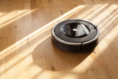 Robot elektrikli süpürge lamine ahşap zemin akıllı temizlik tec üzerinde