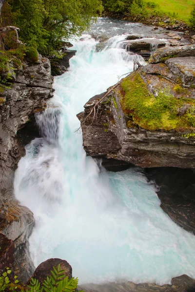 Ravin de Gudbrandsjuvet avec rivière gorge, Norvège — Photo