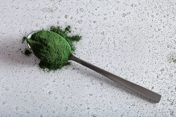 Spirulina poeder gezond voedingssupplement — Stockfoto