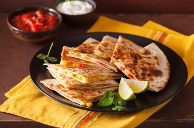 domates Mısır peynirli Meksika quesadilla