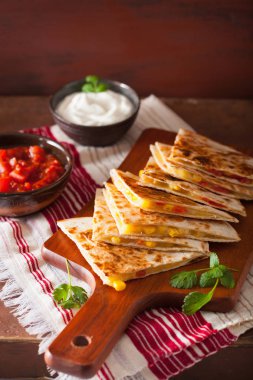 domates Mısır peynirli Meksika quesadilla