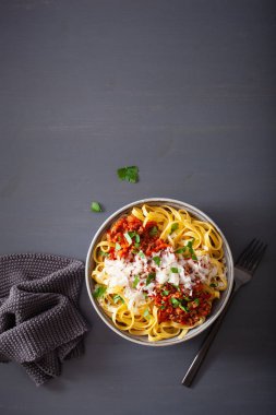 otlar ve parmesan, Tagliatelle bolognese makarna çeşitleri