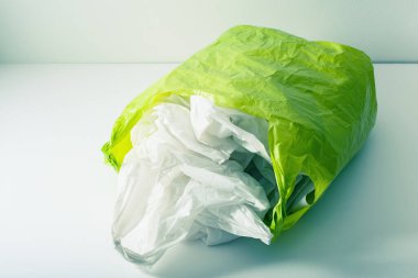tek kullanımlık plastik torba, atık, geri dönüşüm, çevre sorunları