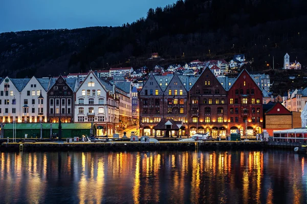 Blick Auf Bergen Bei Nacht Norwegen — Stockfoto