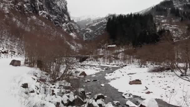 Водопад Стальхаймсфоссен Долине Наэройдален Норвегия — стоковое видео