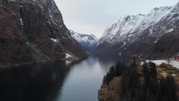 Άποψη Ενός Aurlandsfjord Στη Νορβηγία — Αρχείο Βίντεο