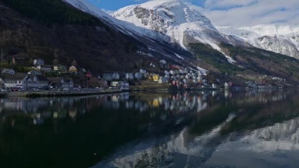 Norveç Gudvangen Köyündeki Naeroyfjord — Stok video