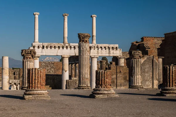 Ruiny słynnego miasta Pompeje, Włochy — Zdjęcie stockowe