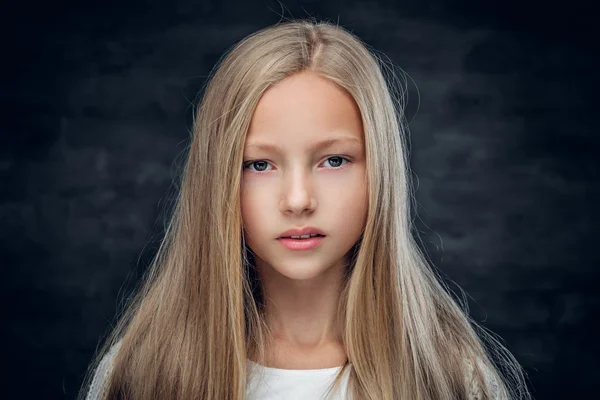 Όμορφη ξανθιά κοπέλα — Φωτογραφία Αρχείου