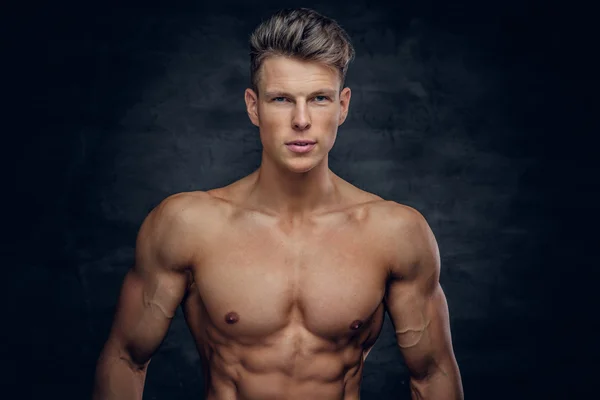 Shirtless sportieve man — Stockfoto