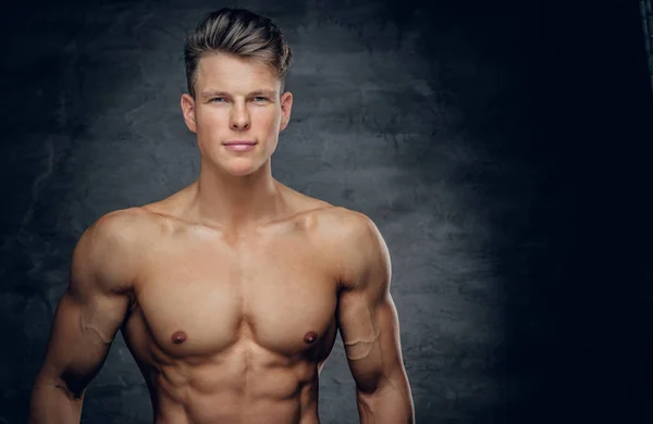 Shirtless sportieve man — Stockfoto