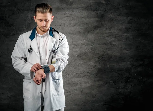 Young medical doctor — Stock Photo, Image