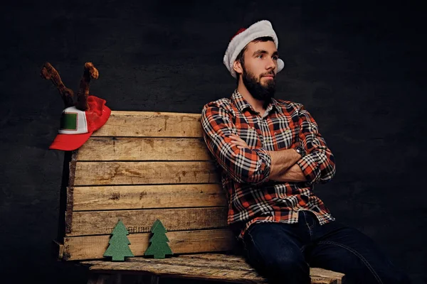 Barbudo con sombrero de Papá Noel — Foto de Stock