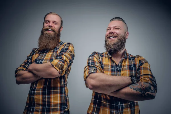 Dos hombres barbudos divertidos — Foto de Stock