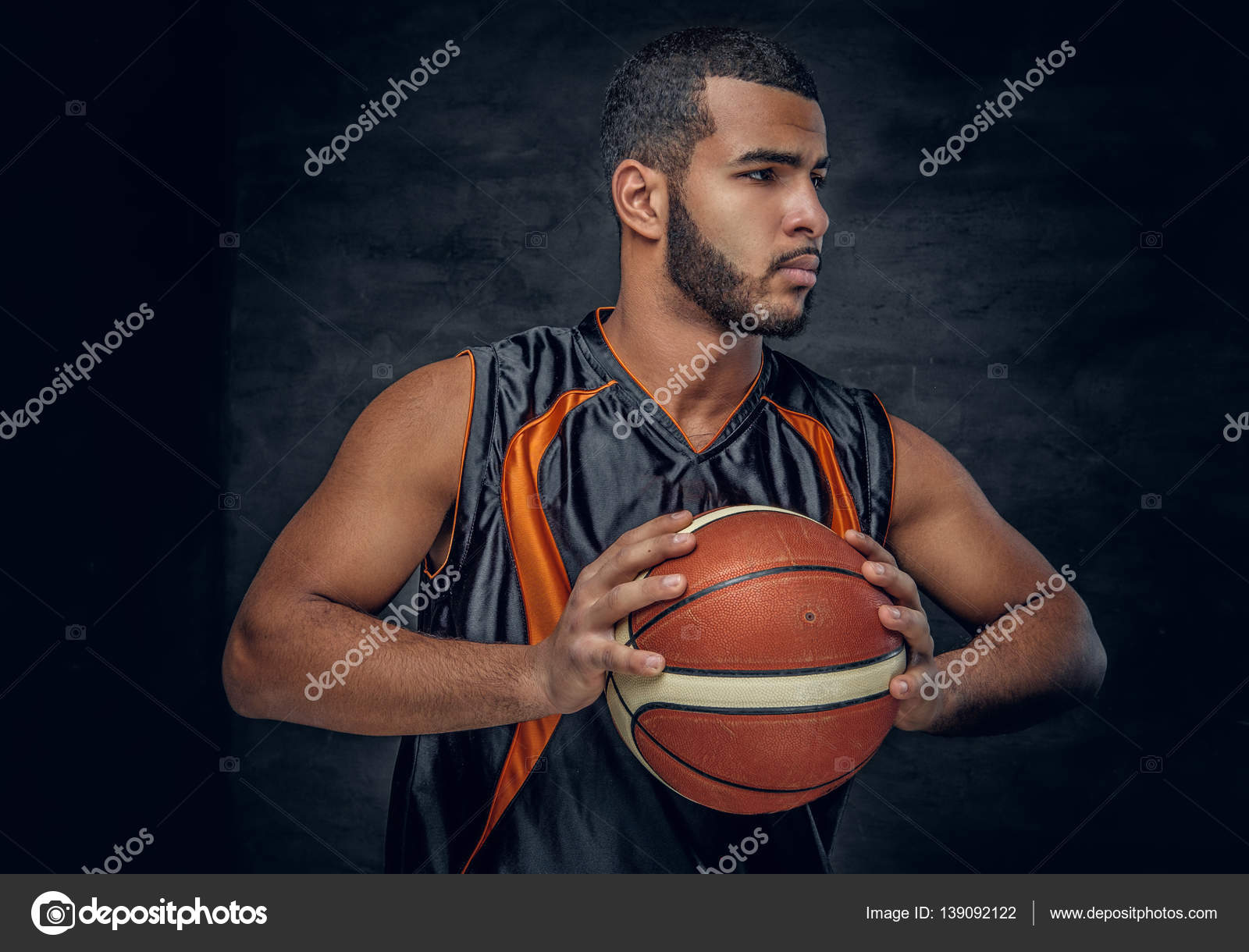 Black man with basket ball Stock Photo by ©fxquadro 139092122