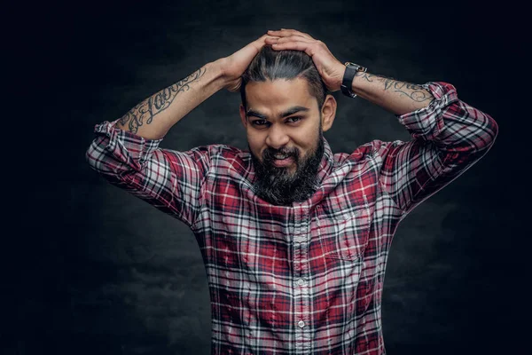 Vonzó indiai szakállas — Stock Fotó