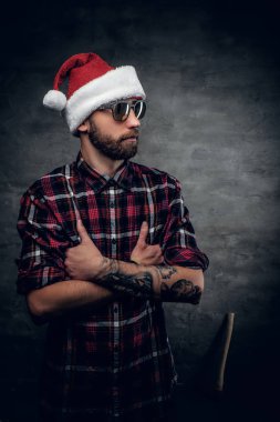 Giyen Noel Baba'nın şapka adam.