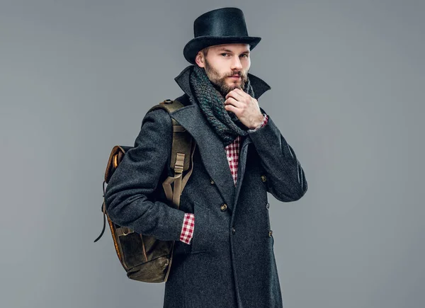 Hipster vestido con una chaqueta gris — Foto de Stock