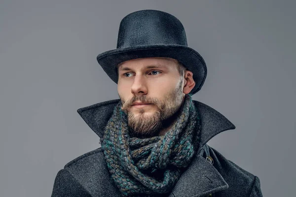 Hipster ντυμένος με ένα γκρι σακάκι — Φωτογραφία Αρχείου