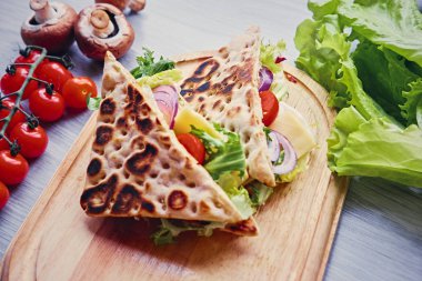 Lezzetli pide ile jambon