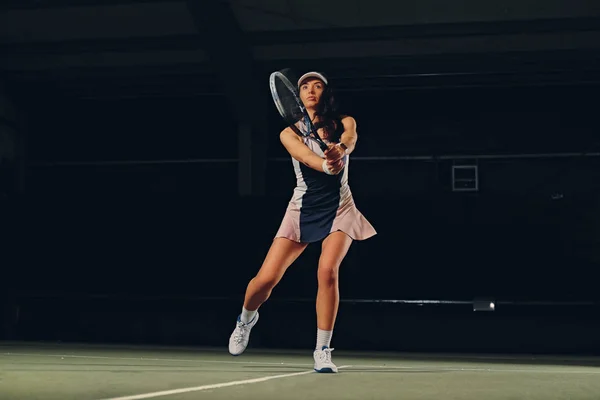 Tennisspelare i ett hopp — Stockfoto