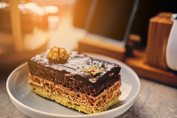 Νόστιμο γλυκό κέικ σοκολάτας — Φωτογραφία Αρχείου