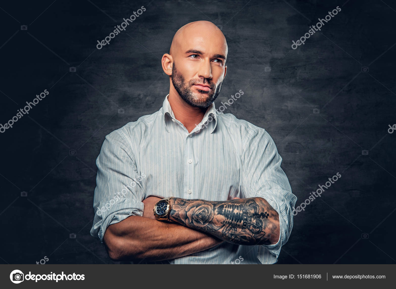 팔에 레드로 십자가와 본인만의 의미있는 숫자 3773 레터링 타투 🫶🏻 인계동에서 작업하고 있습니다 현재 레터링 이벤트중 ❣️  편하게 상담받아 보세요~ . . . . #릴타타투 #인계동타투 #수원타투이벤트 #수원타투샵 #인계동타투샵 #인계동타투이벤트 #인계동레터링 타투 ..., image size:1600x1167