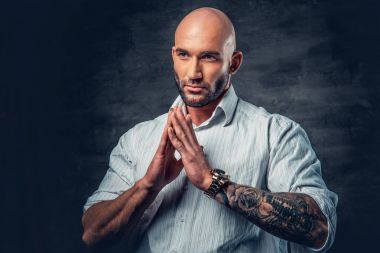 Dua kafa adam traş
