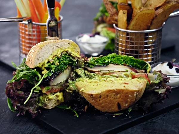 Vegan mushroom burger — Stock Photo, Image