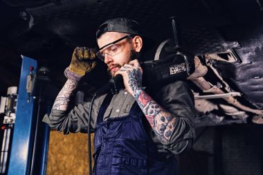 Sakallı mekanik açılı taşlama tutar