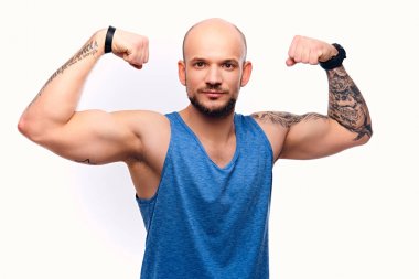 Kaslı adam portresi stüdyo 