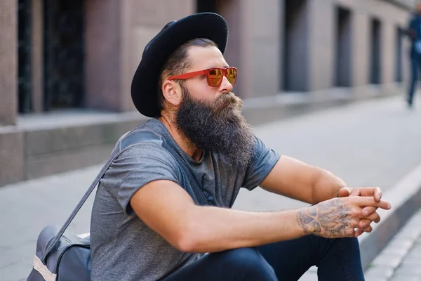 Casual bearded hipster male in sunglasses — Stock Photo, Image