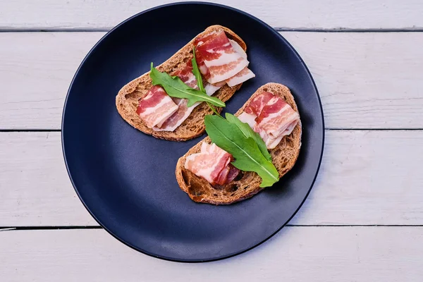 Bread with ham and herbs — Stock Photo, Image