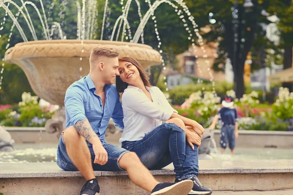 Çekici modern Çift 