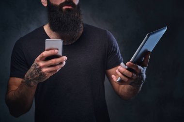 Hippi erkek tablet Pc tutar