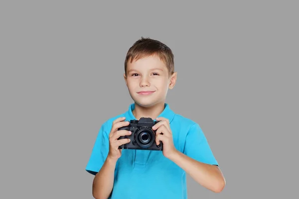 Boy taking pictures — Stock Photo, Image
