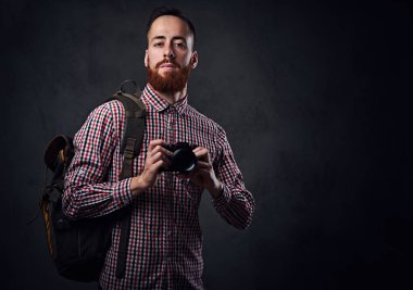 Sakallı freelance fotoğrafçı 