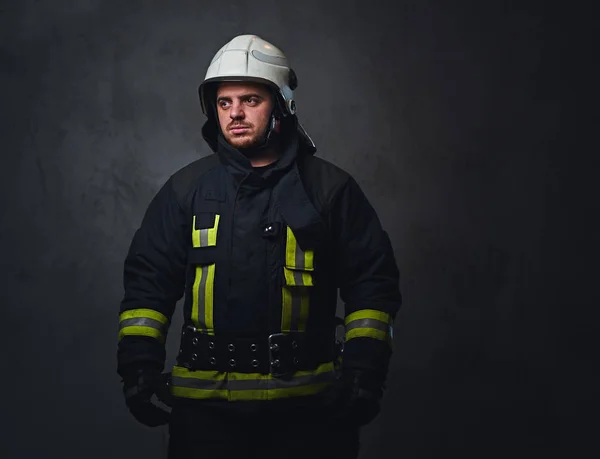 Portret Studio strażaka — Zdjęcie stockowe