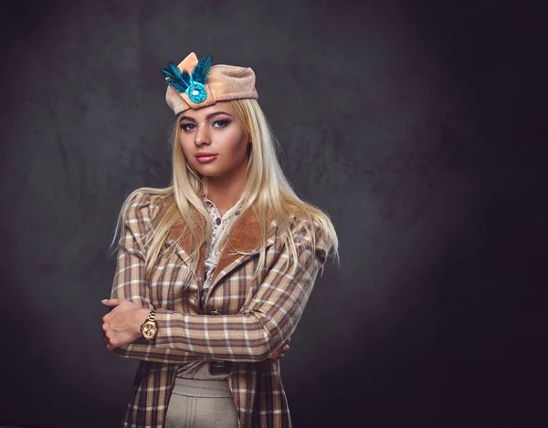 Studio portrait of old fashioned blonde — Stock Photo, Image