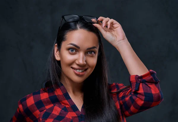 Studio portrait of brunette female — Stock Photo, Image