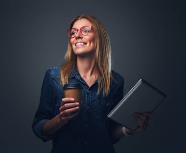 Blondy kadın tablet Pc tutar 